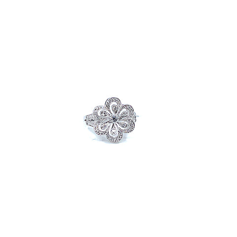 18 Karat white gold diamond flower ring with 0.354 carats 185-00012